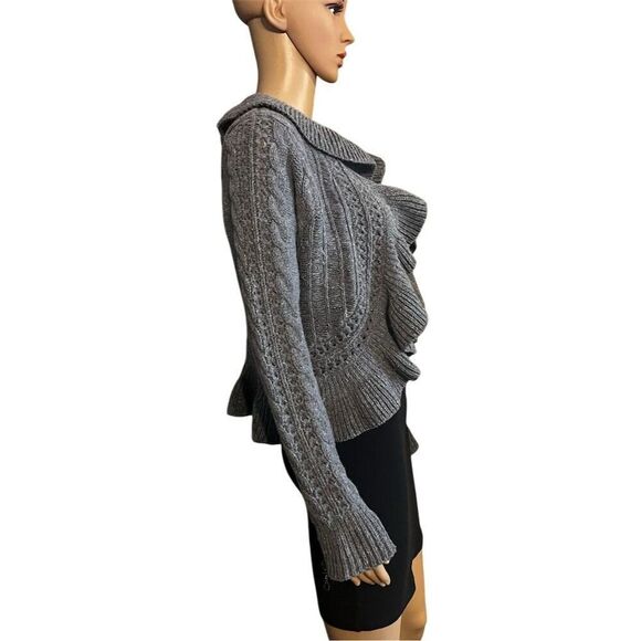 Elisabetta Collection Women's Gray Ruffled Cardigan Sweater Size M - Picture 3 of 6